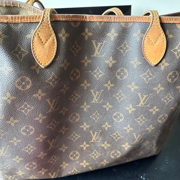 Louis Vuitton Brown Monogram Tote Bag - Picture 6 of 16